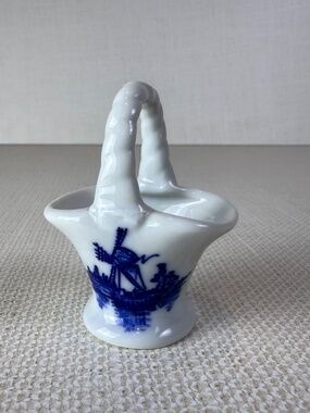 Vintage Delft Style Mini Porcelain Basket Blue White Windmill Made in Japan